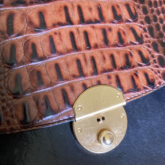 Vintage Brahmin Crocodile Leather Purse - Picture 2 of 6